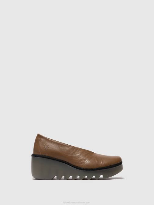 GROUND XX0D643 Slip-on Shoes BESO246 Fly London Women